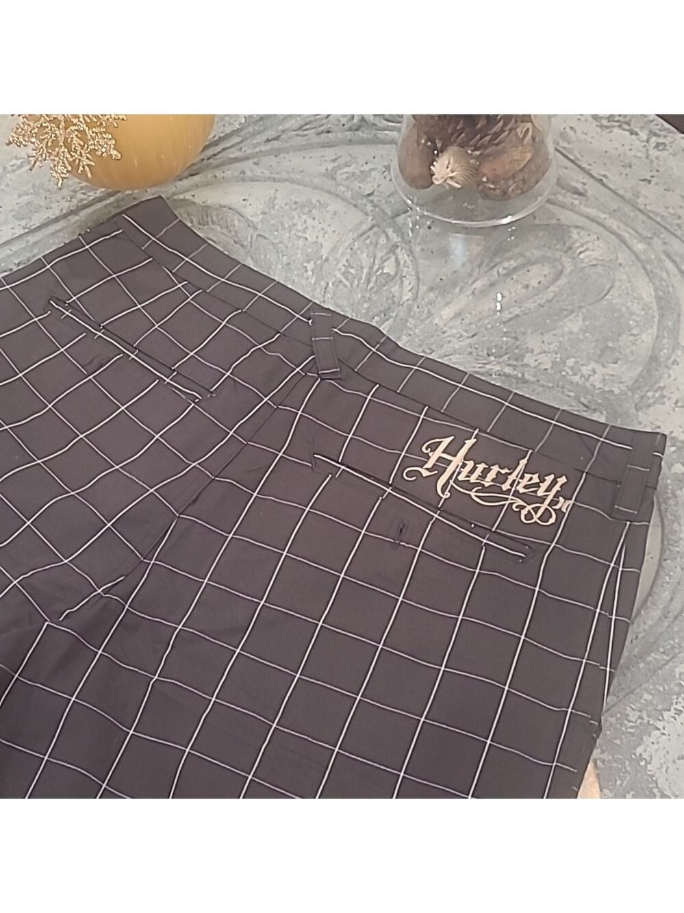 HURLEY MENS CHECKERED BROWN LOGO SHORTS 32